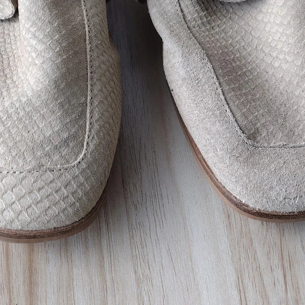 Free People at Ease Beige Tan Suede Leather Snakeskin Loafer Mule Sz 39 US 8-8.5
